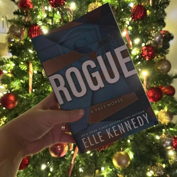 BUNDLE-Three books - Picture 3 of 4